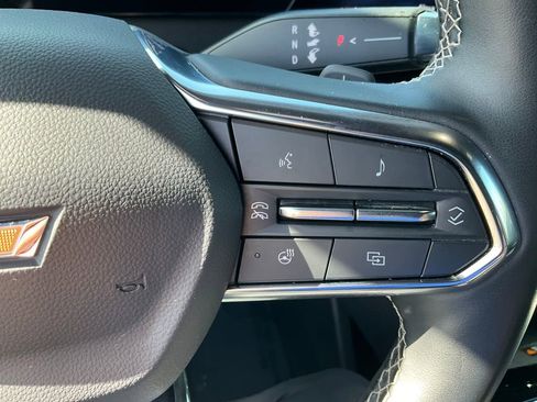 Used 2025 Chevrolet Traverse LT AWD/4WD image 7