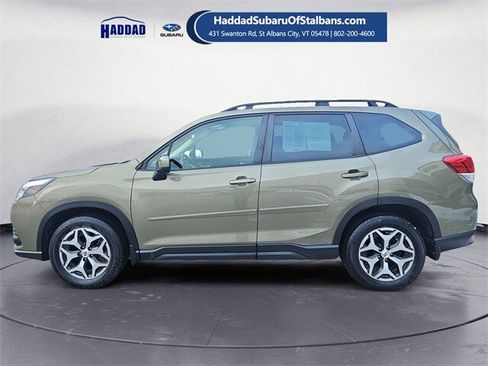 Certified 2023 Subaru Forester Premium image 2