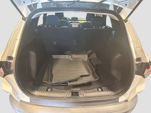 Used 2021 Ford Escape SE w/ Cold Weather Package image 28