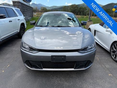 Used 2024 Kia EV6 Wind w/ Wind Technology Package AWD/4WD image 2