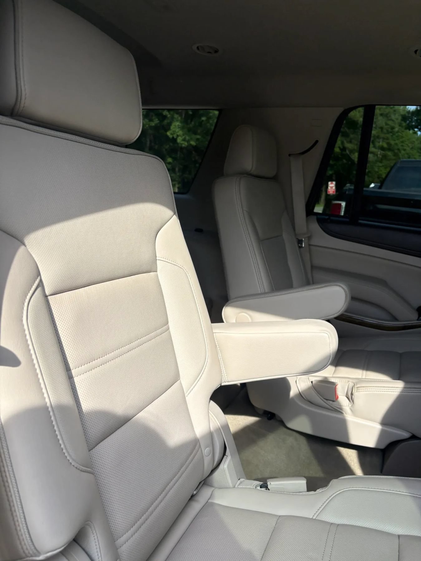 Used 2016 GMC Yukon Denali w/ Open Road Package AWD/4WD image 24