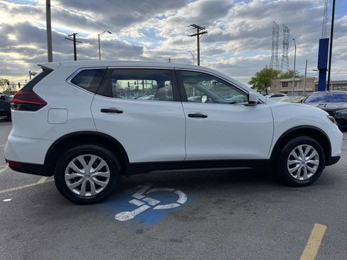 Used 2020 Nissan Rogue S AWD/4WD image 4