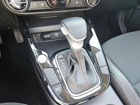 Used 2023 Kia Soul GT-Line FWD image 18