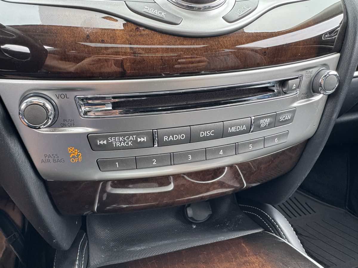 Used 2018 INFINITI QX60 Luxe w/ Deluxe Technology Package AWD/4WD image 37