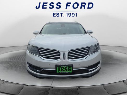 Used 2016 Lincoln MKX Reserve w/ Luxury Package image 8