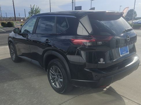 Used 2024 Nissan Rogue S FWD image 20