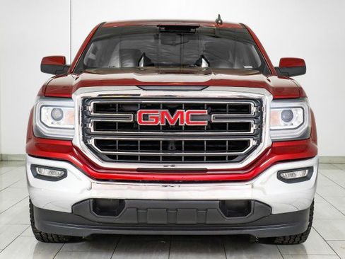 Used 2018 GMC Sierra 1500 SLE w/ SLE Value Package image 3