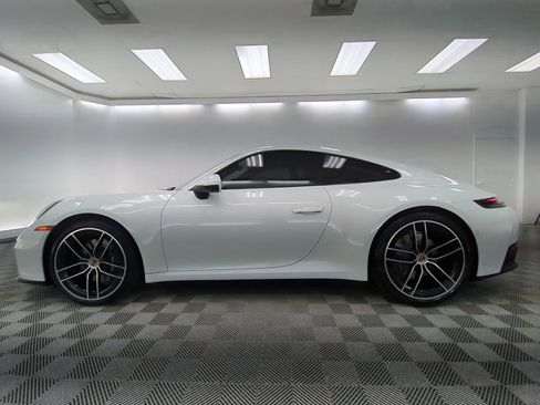 Certified 2025 Porsche 911 Carrera RWD image 2