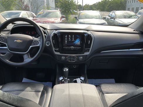 Used 2019 Chevrolet Traverse LS AWD/4WD image 14