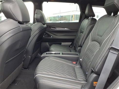 New 2026 INFINITI QX60 Autograph w/ Dark Cargo Package image 8