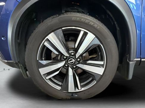 Used 2021 Nissan Rogue Platinum AWD/4WD image 32