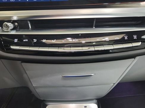 New 2025 Cadillac Lyriq Sport AWD/4WD image 23