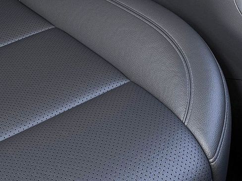 New 2025 GMC Sierra 2500 SLT w/ Texas SLT Premium Package image 21