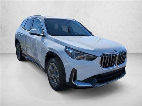 Used 2026 BMW X1 xDrive28i AWD/4WD image 7