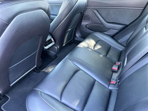 Used 2019 Tesla Model 3 Standard Range Plus RWD image 11