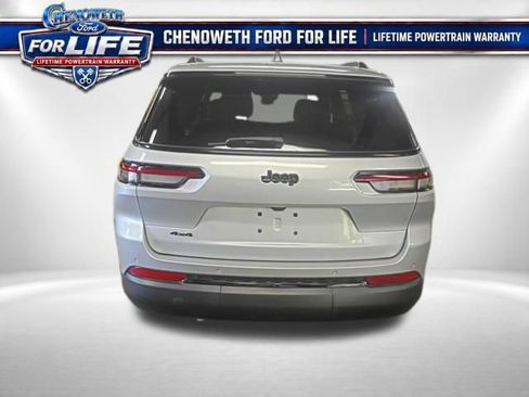 Used 2023 Jeep Grand Cherokee L Laredo AWD/4WD image 3