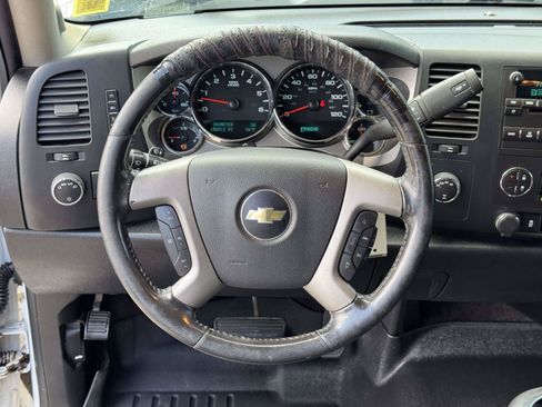 Used 2013 Chevrolet Silverado 1500 LT w/ All-Star Edition AWD/4WD image 11