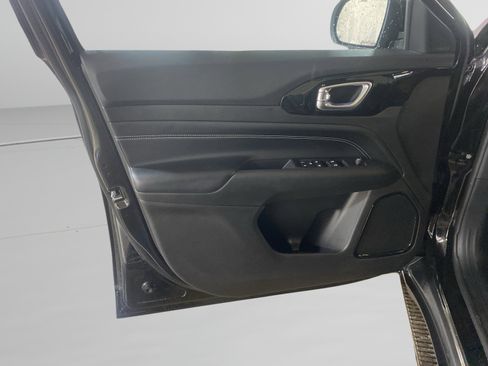 Used 2022 Jeep Compass Altitude w/ Convenience Group image 13