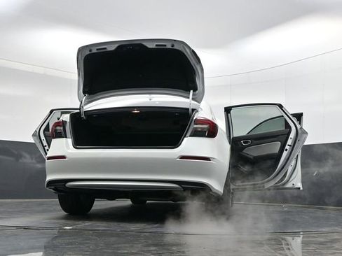 Used 2025 Honda Civic Sport image 38