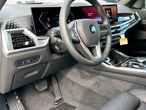 New 2026 BMW X5 sDrive40i w/ Climate Comfort Package RWD image 7