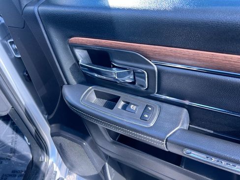 Used 2017 RAM 2500 Laramie image 33