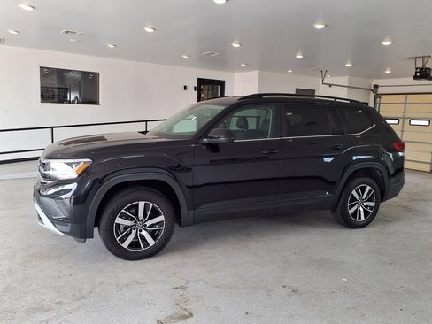 Used 2023 Volkswagen Atlas SE FWD image 22