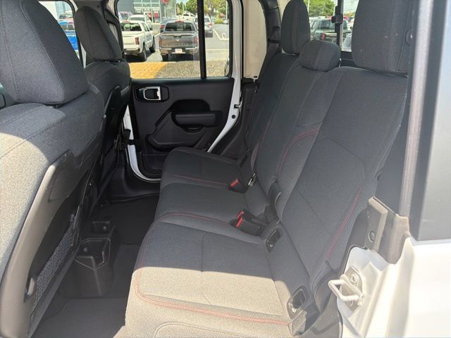 Used 2026 Jeep Gladiator Rubicon AWD/4WD image 18