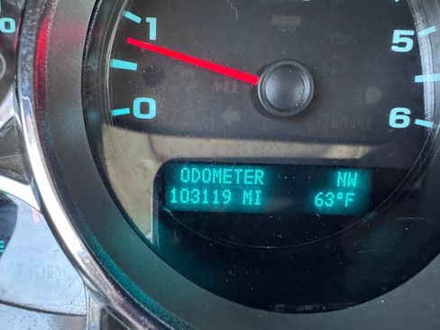 Used 2012 Chevrolet Silverado 1500 LT image 19