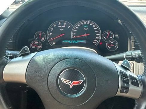 Used 2010 Chevrolet Corvette Coupe w/ 1LT RWD image 10