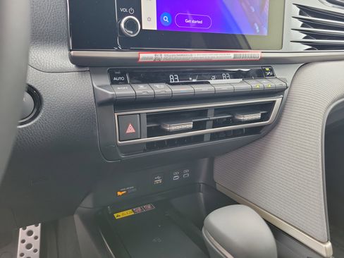 New 2026 Toyota Camry SE image 14