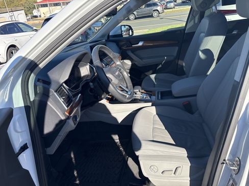 Certified 2022 Audi Q5 2.0T Premium Plus image 6