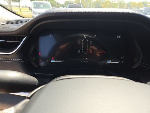 Used 2021 Jeep Grand Cherokee L Limited RWD image 12