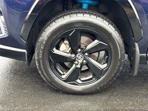 Used 2020 Toyota RAV4 XSE image 10