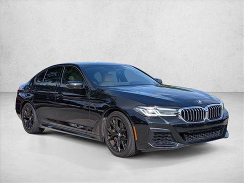 Used 2023 BMW 540i w/ M Sport Package RWD image 2