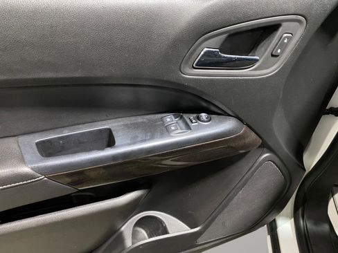 Used 2019 GMC Canyon SLE w/ Driver Alert Package AWD/4WD image 7