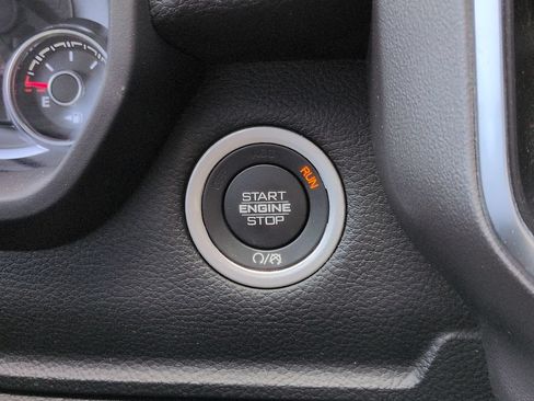 Used 2024 RAM 1500 Big Horn AWD/4WD image 30