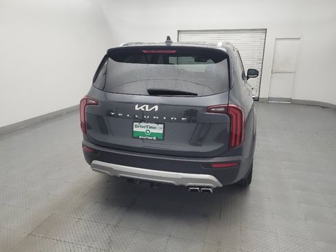 Used 2022 Kia Telluride SX w/ Towing Package FWD image 7