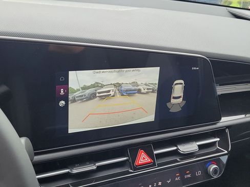 New 2026 Kia Niro EX FWD image 31