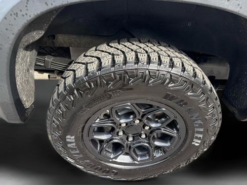 Used 2024 Chevrolet Silverado 1500 ZR2 w/ ZR2 Bison Edition image 35