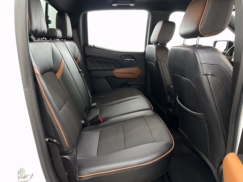 Certified 2024 GMC Canyon AT4 w/ Canyon Safety Plus Package AWD/4WD image 43