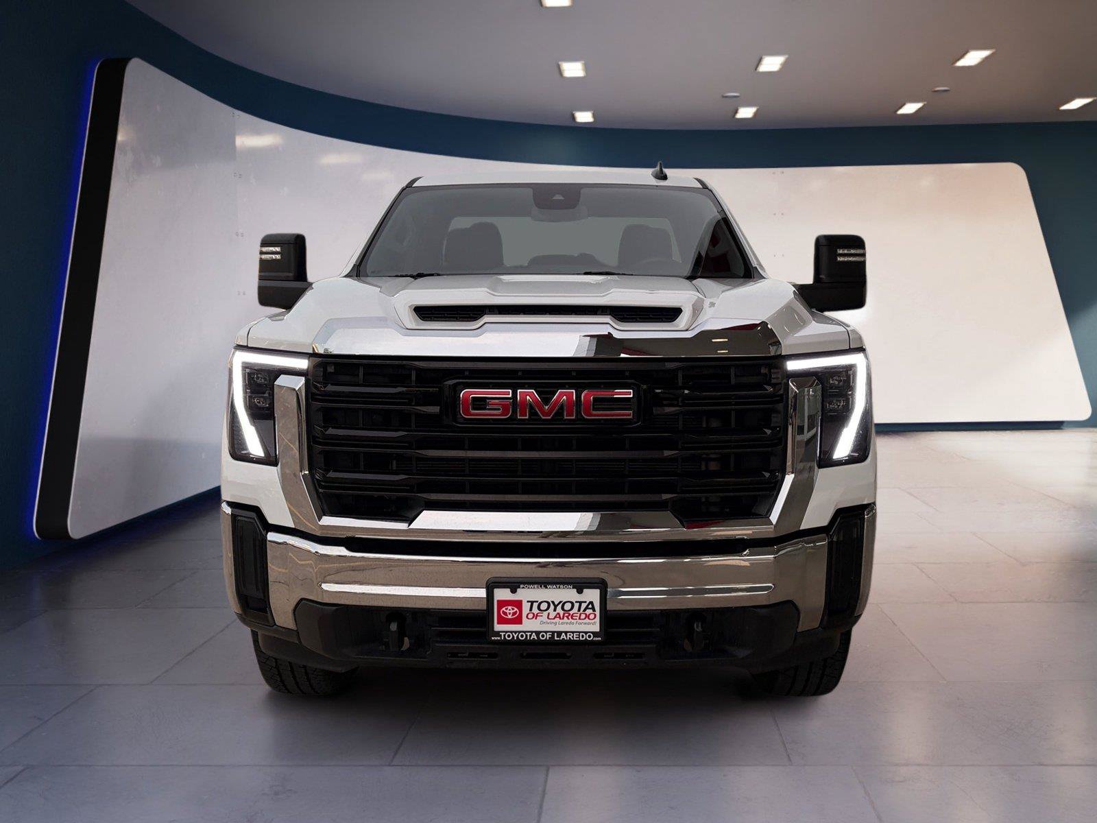 Used 2024 GMC Sierra 2500 Pro RWD image 8
