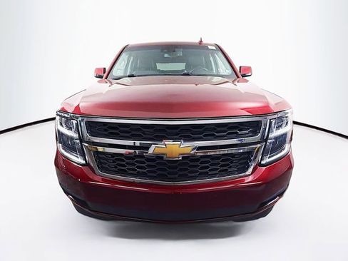 Used 2019 Chevrolet Tahoe LT w/ Luxury Package AWD/4WD image 2