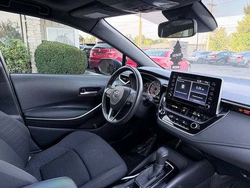 Used 2021 Toyota Corolla SE w/ SE Premium Package FWD image 22