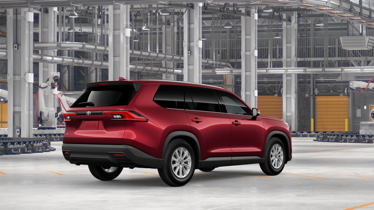 New 2026 Toyota Grand Highlander XLE FWD image 12