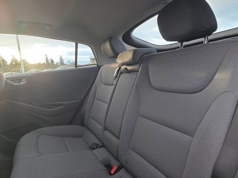 Used 2020 Hyundai Ioniq SEL image 19