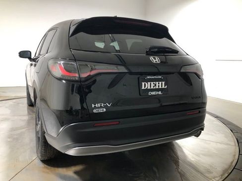 Used 2025 Honda HR-V Sport image 5