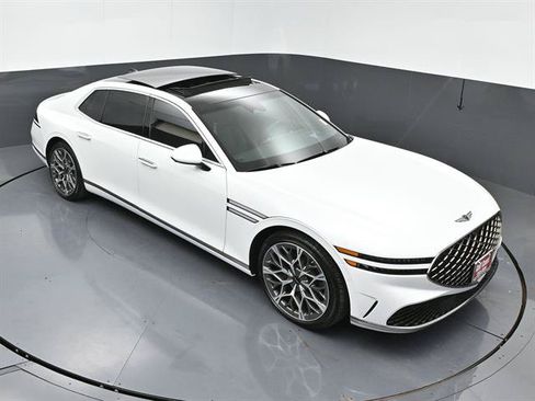 Used 2025 Genesis G90 3.5T AWD/4WD image 42