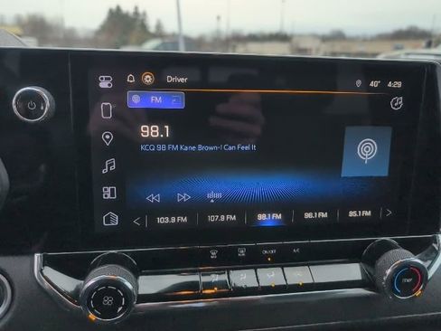 Used 2023 Chevrolet Colorado Trail Boss w/ Technology Package image 29