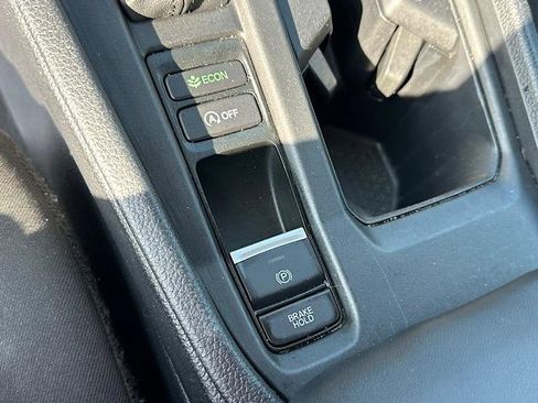 Used 2023 Honda Accord LX image 27