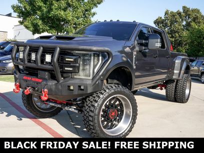 Used 2017 Ford F350 Platinum w/ Platinum Ultimate Package